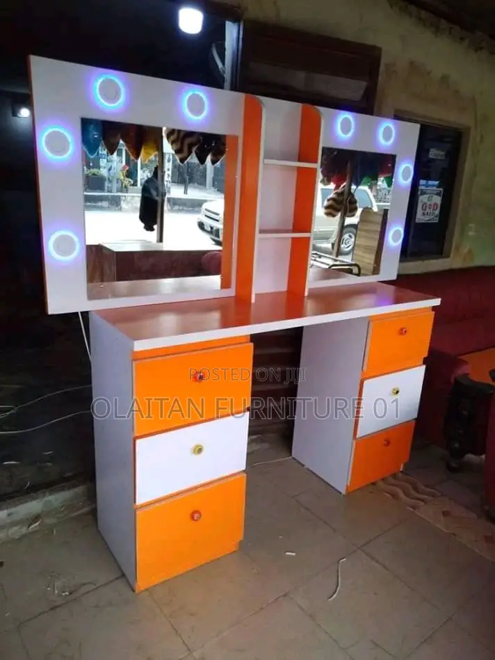 Double Space Dressing Table /Saloon Table