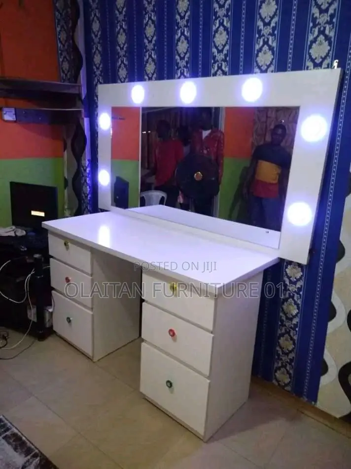 Double Space Dressing Table /Saloon Table
