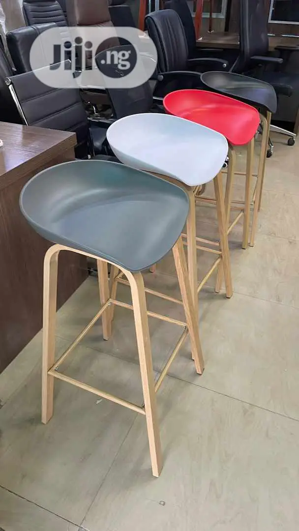 Metal Legs Bar Stool