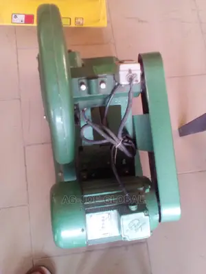 Iron Cutting Machine
