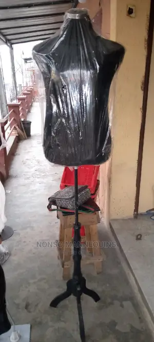 Male Pinnable Size 10 Dressform With Tripod Wooden Base