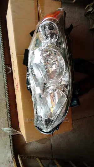 Set of Headlight 2011 Toyota Corolla US Type