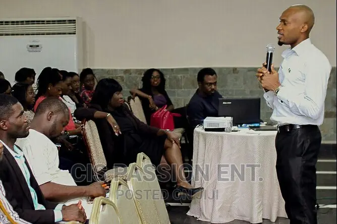#Public Speaking Training (Online/Physical )