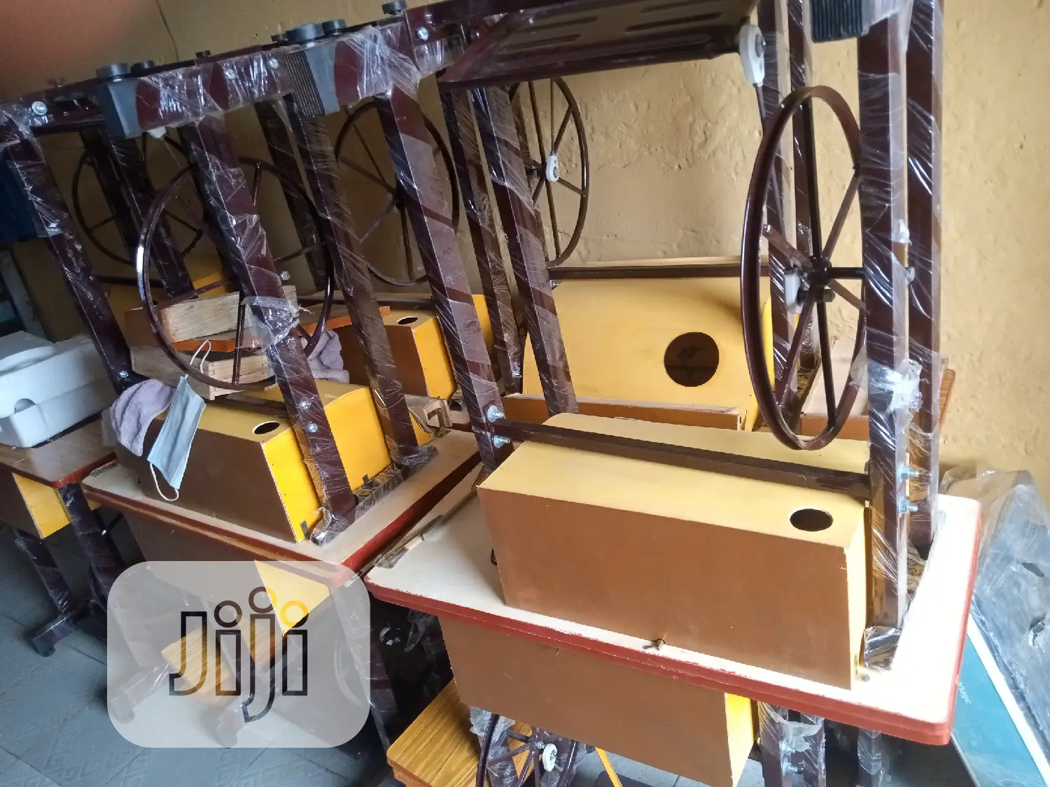 Manual Sewing Machine
