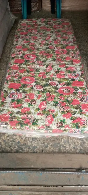 Local Student Foam