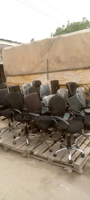 Swivel Tokubo Chair
