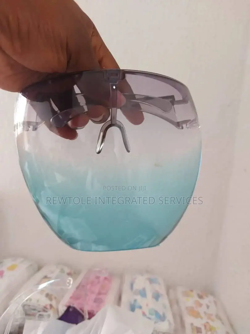 Plastic Bubble Face Shield