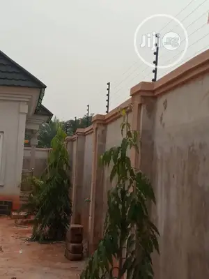 Electric Perimeter Fence Security