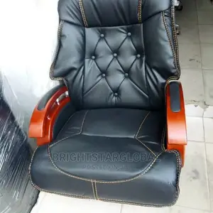 Executive Office Chair Big Wooden Hand and Leg