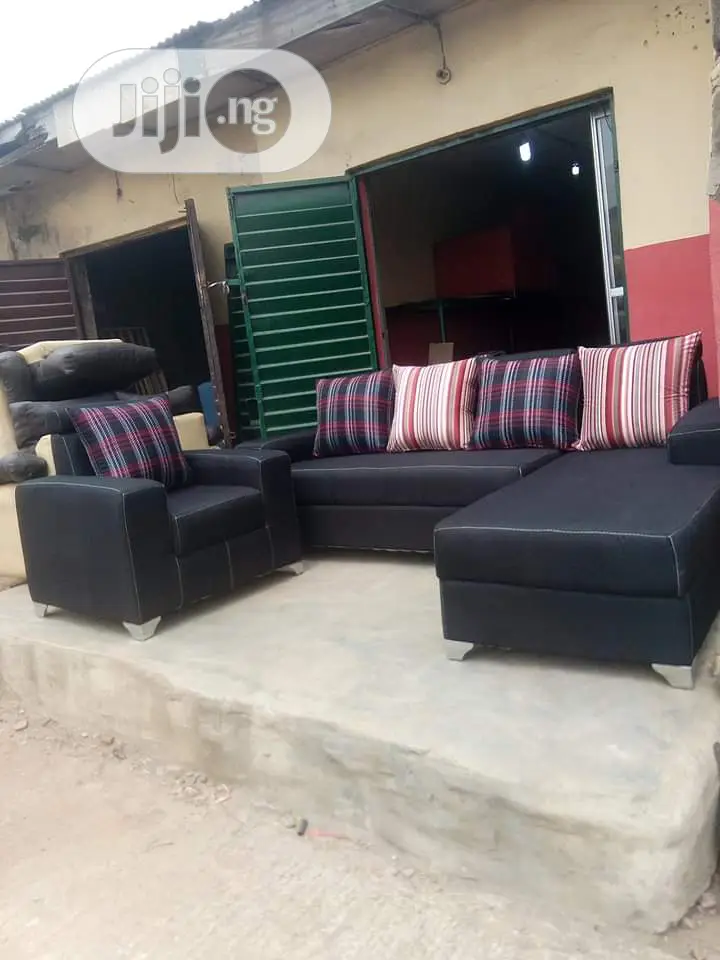 Beautiful L- Shaped Sofa With a Single