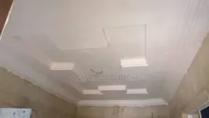 Pop Ceiling And Screeding