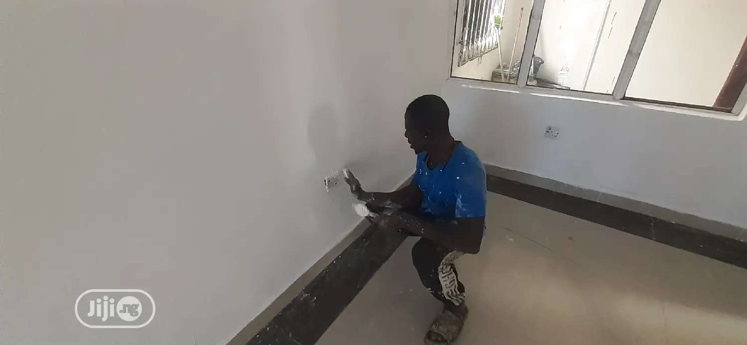 Skillful Painter And Designer