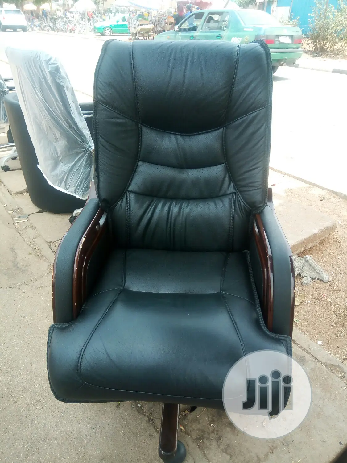 Executive Office Chair