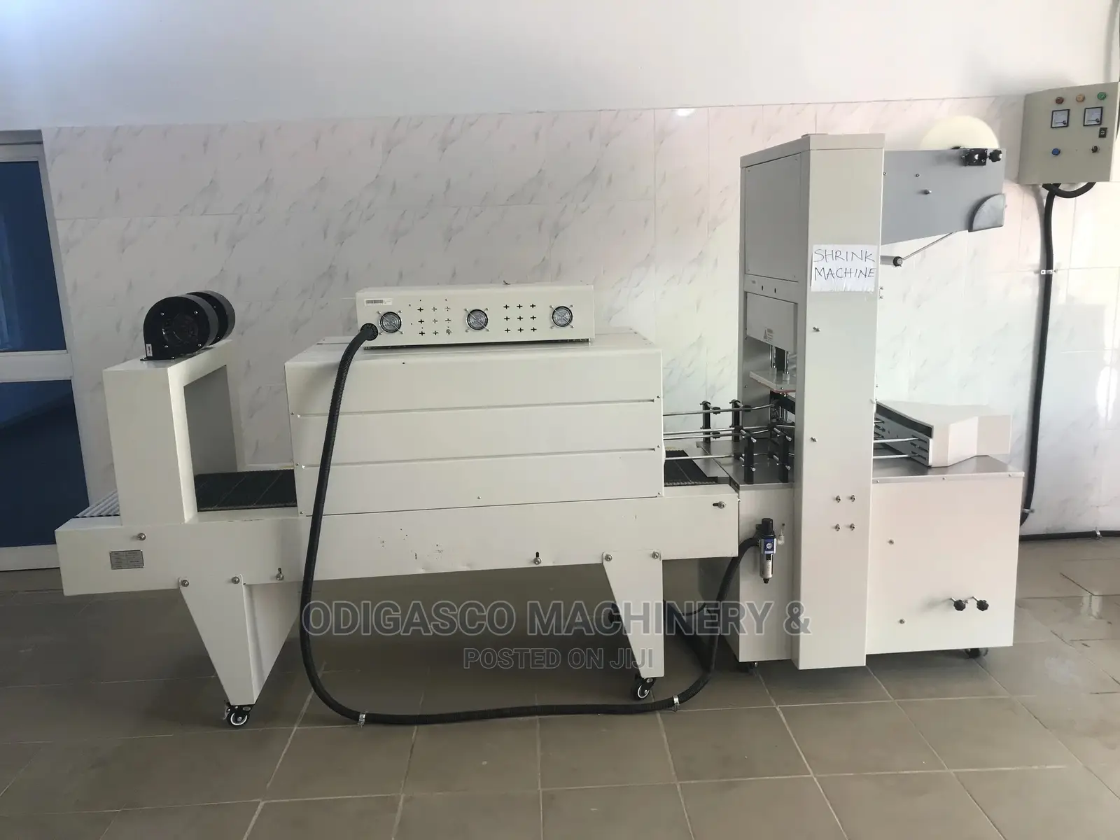 Shrink Wrapping Machine