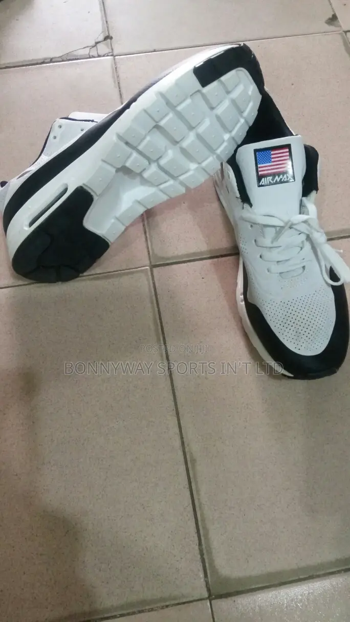 Nike Airmax Size 43 Sports Canvas