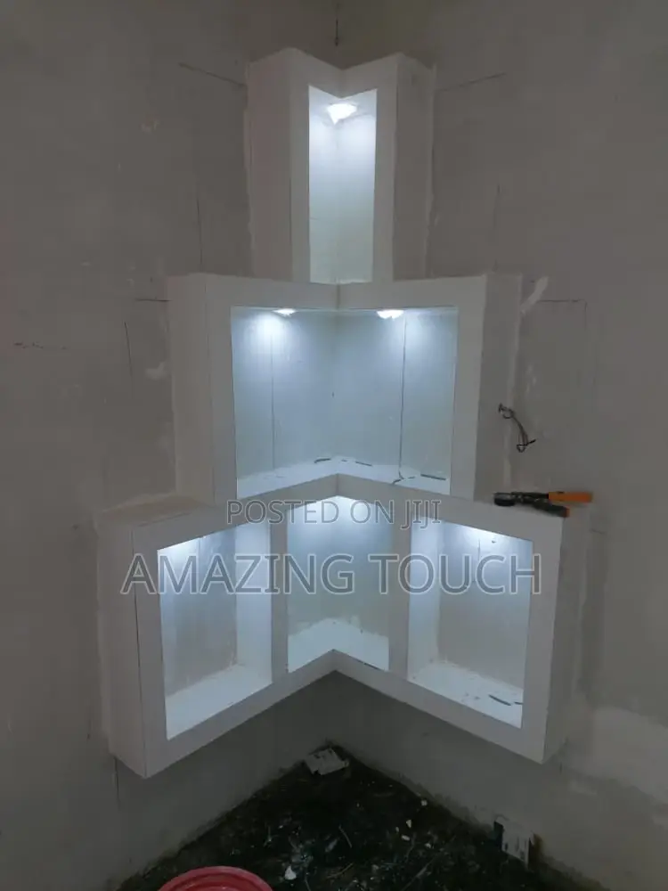 Pop Ceiling And Screeding