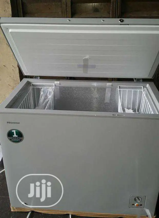 Hisense Freezer 340 Litres