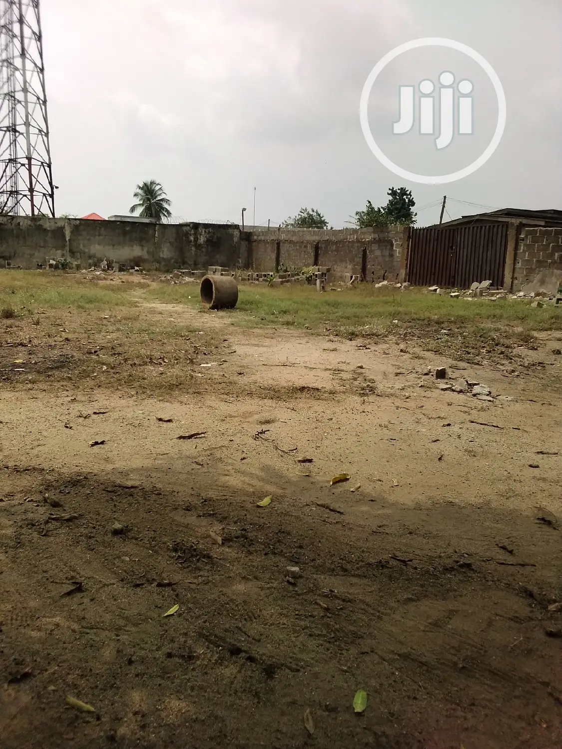 A Developer Needed or Lease for a 2 Plot of Land