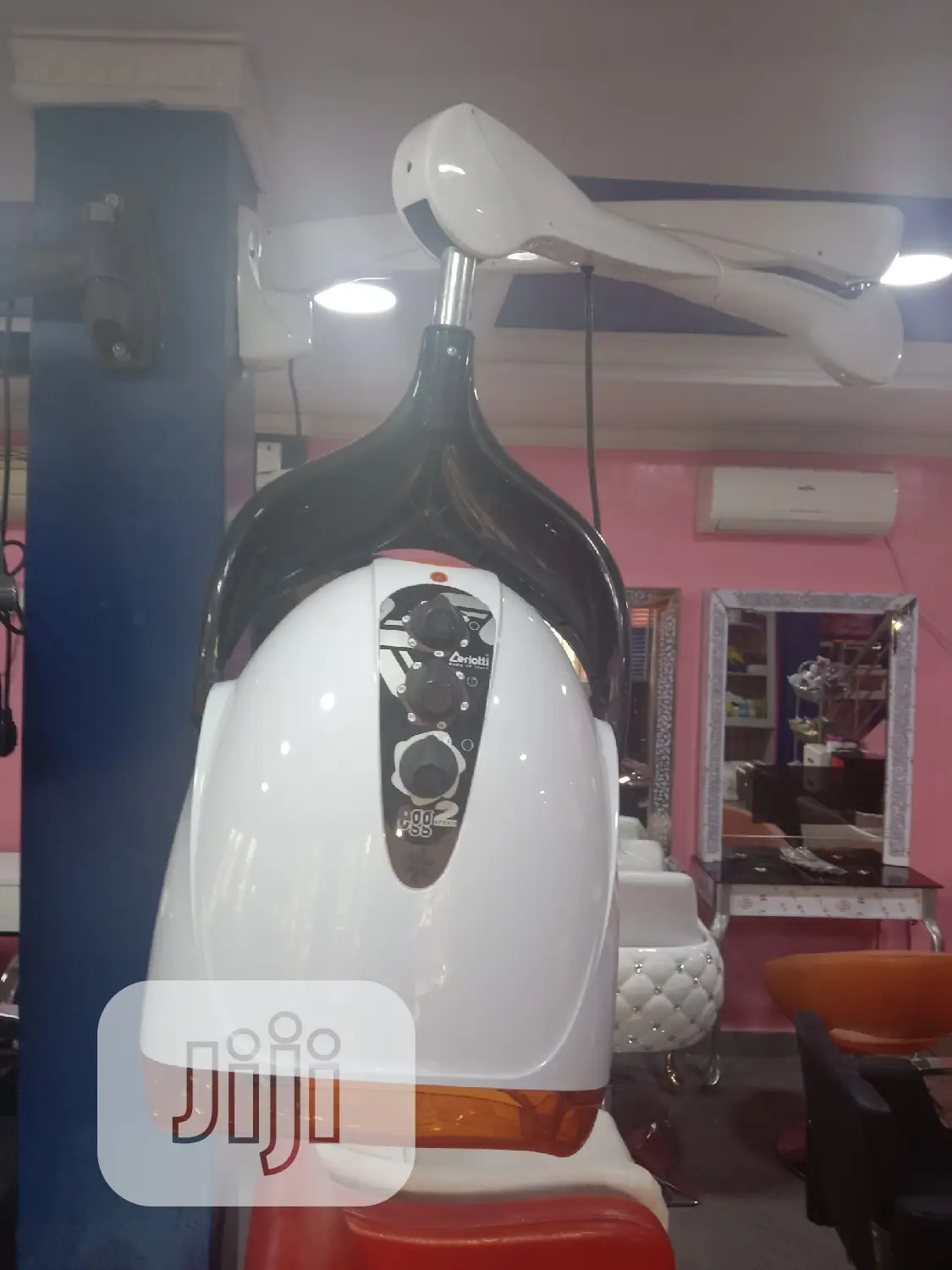 Mango Wall Dryer