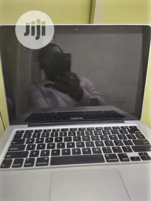 Laptop Apple MacBook 2012 8GB Intel Core I5 HDD 500GB
