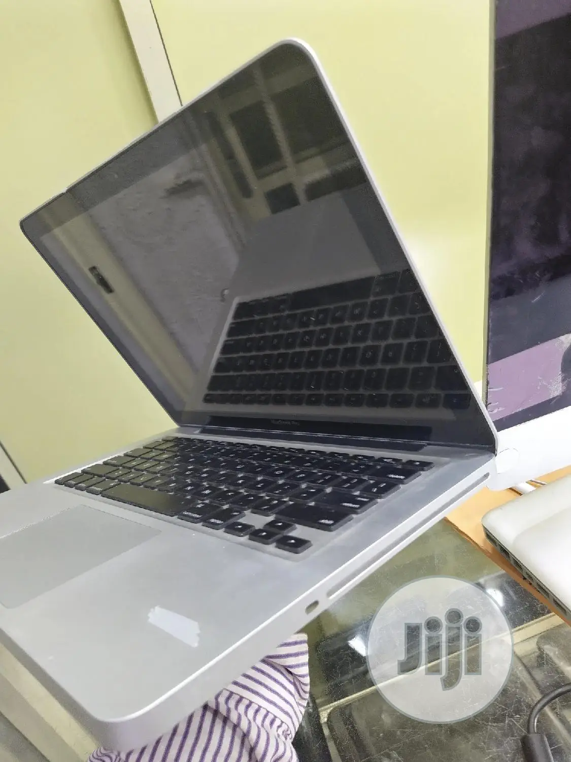 Laptop Apple MacBook 2012 8GB Intel Core I5 HDD 500GB