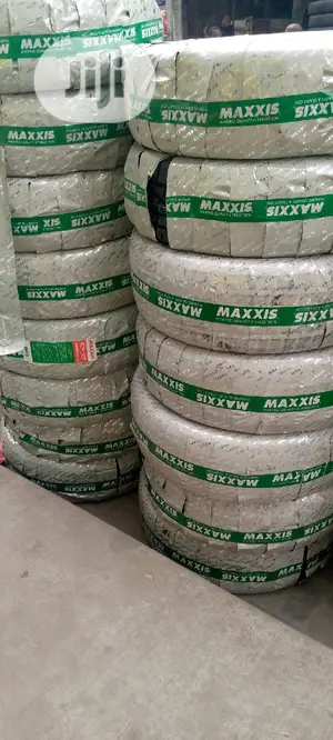 Maxxis Bridgestone Dunlop