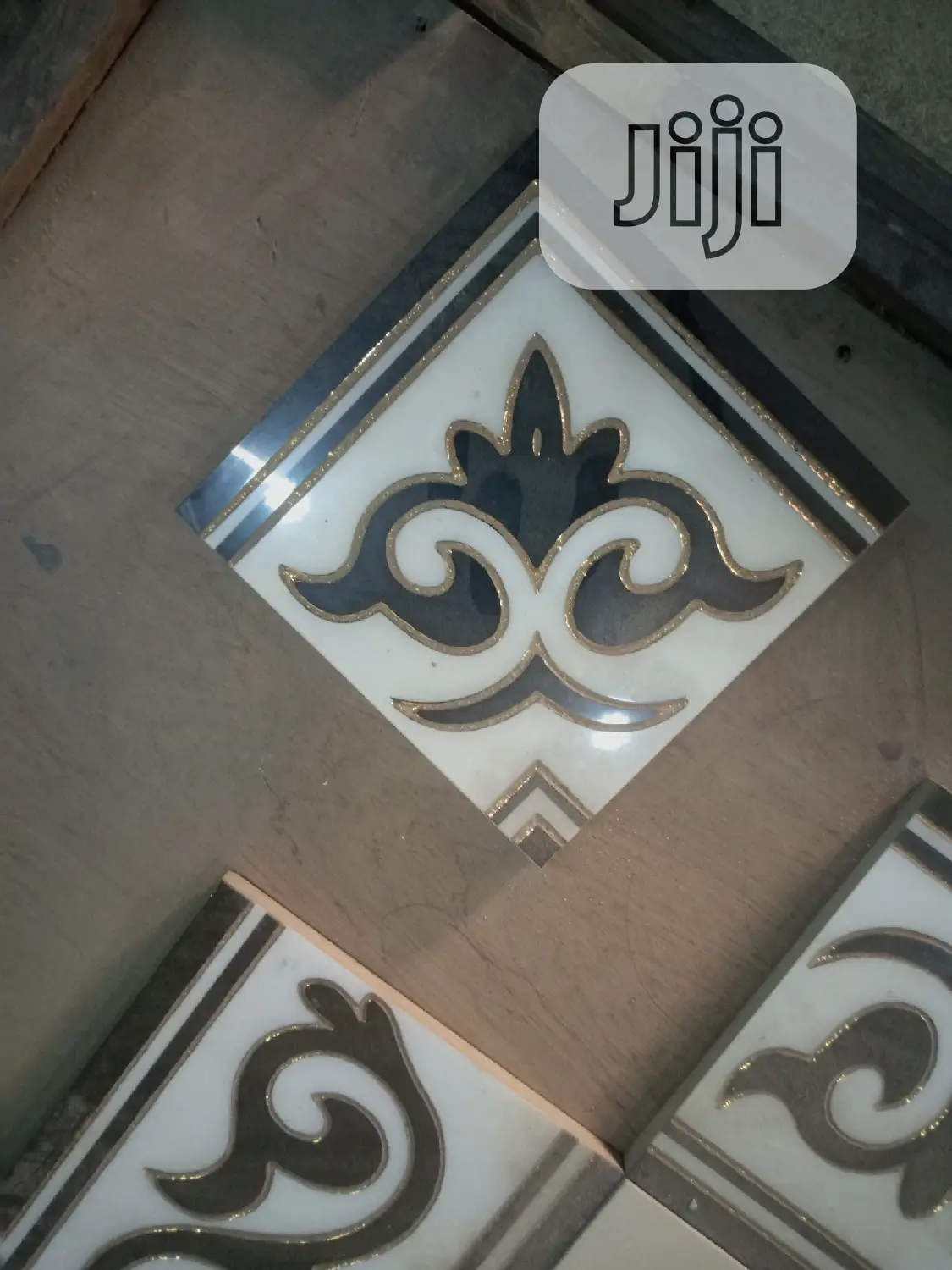 TILES and Its Sides DECO