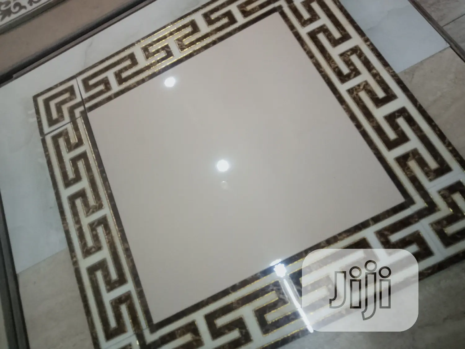 TILES and Its Sides DECO