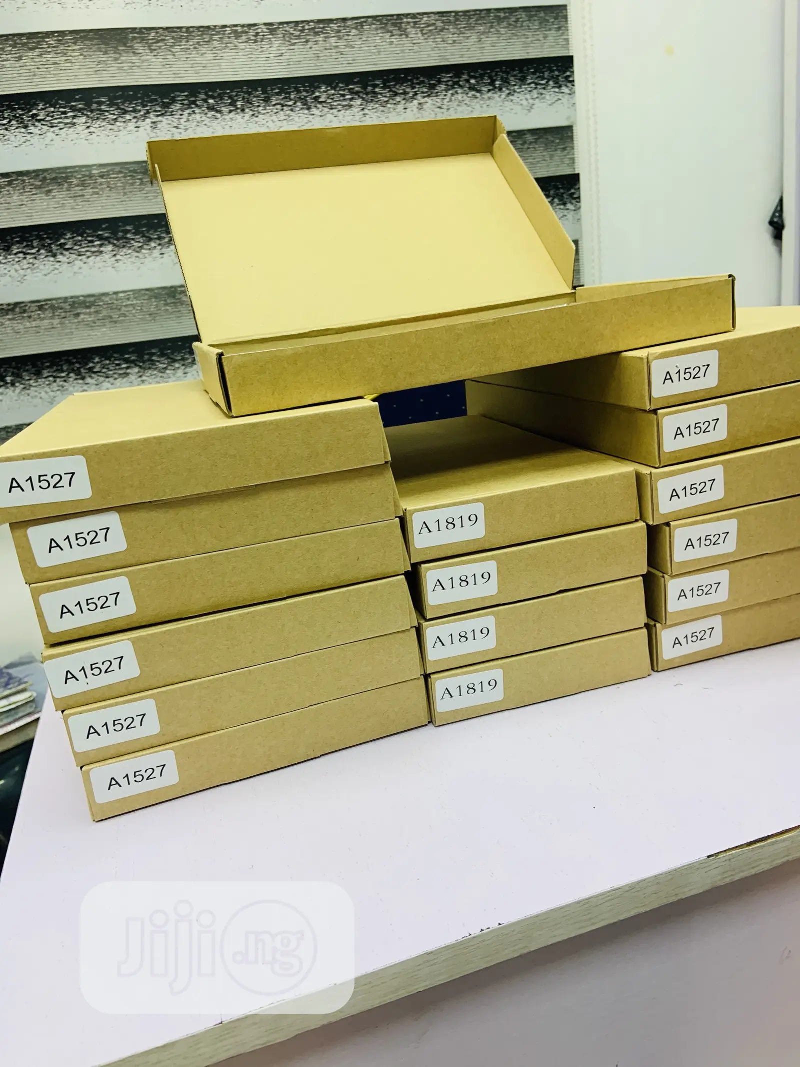 Macbook Batteries