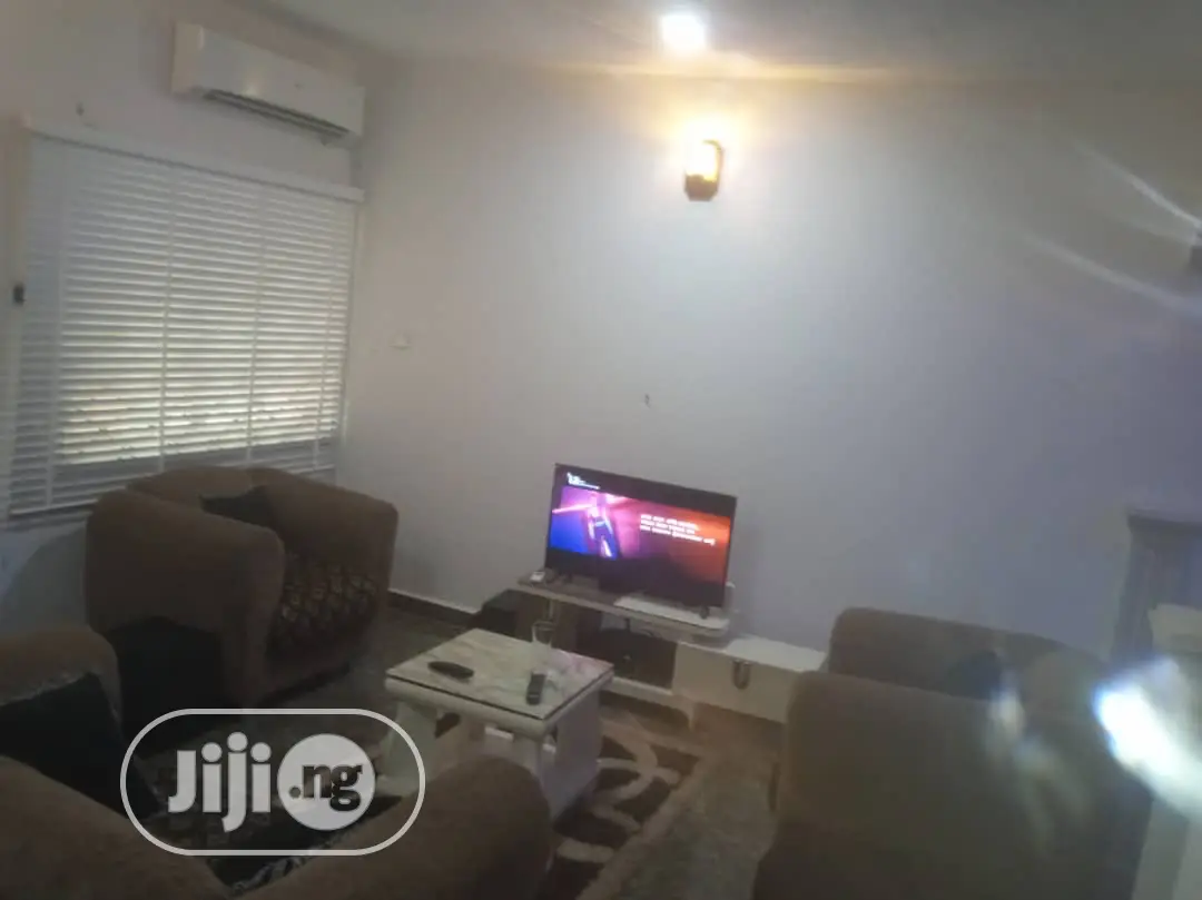 Exquisite Flat Apartment for Short Let