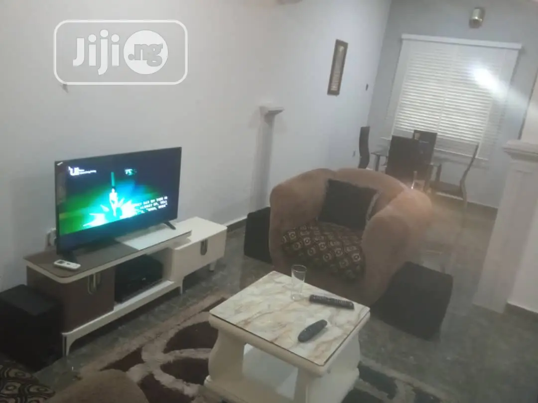 Exquisite Flat Apartment for Short Let