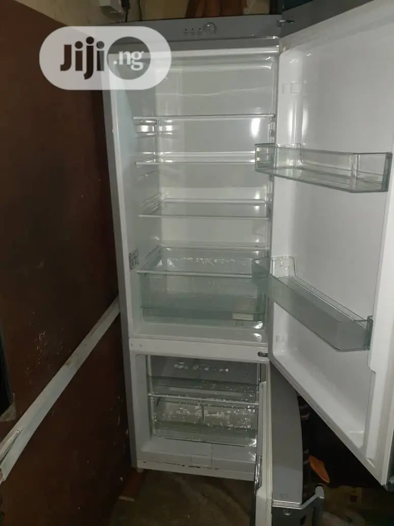 SAMSUNG Double Door Refrigerator
