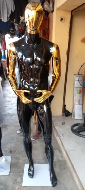 Fibre Gold and Black Mane Faceless Mannequin