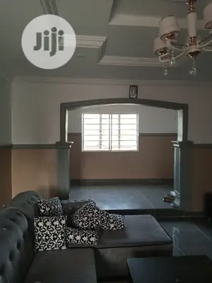 Interior Decorator