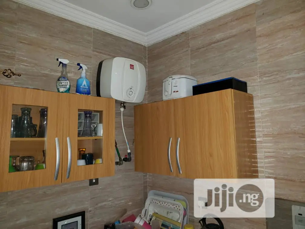 Interior Decorator