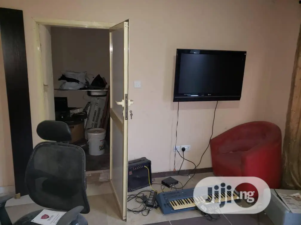 Interior Decorator