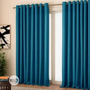 UK High Quality Standard Curtain