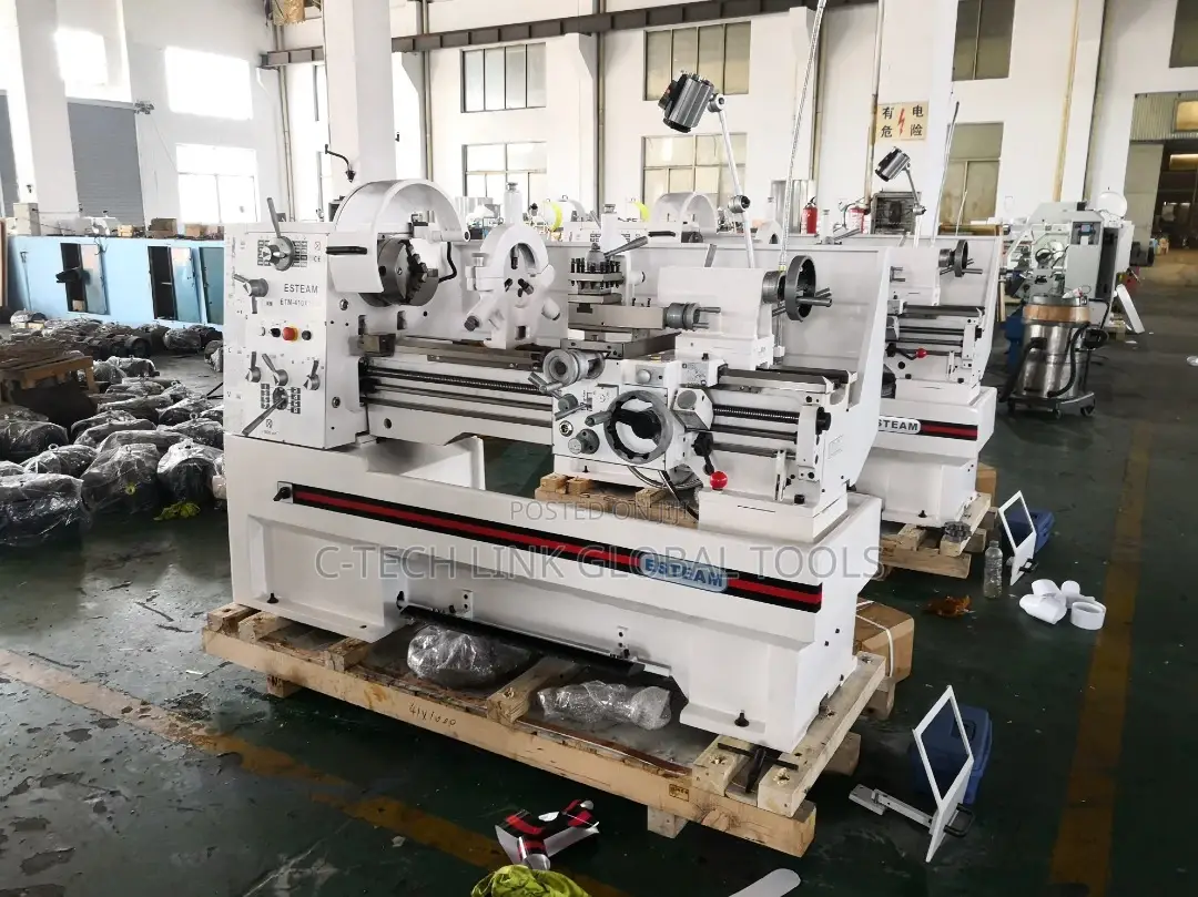 Metal Lathe Machine