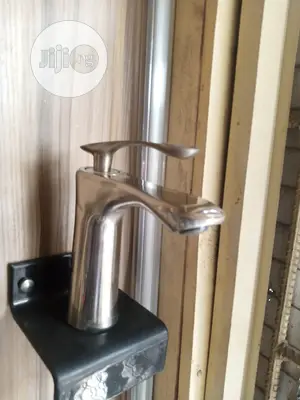 England Hot and Cold Basin Mixer Tap