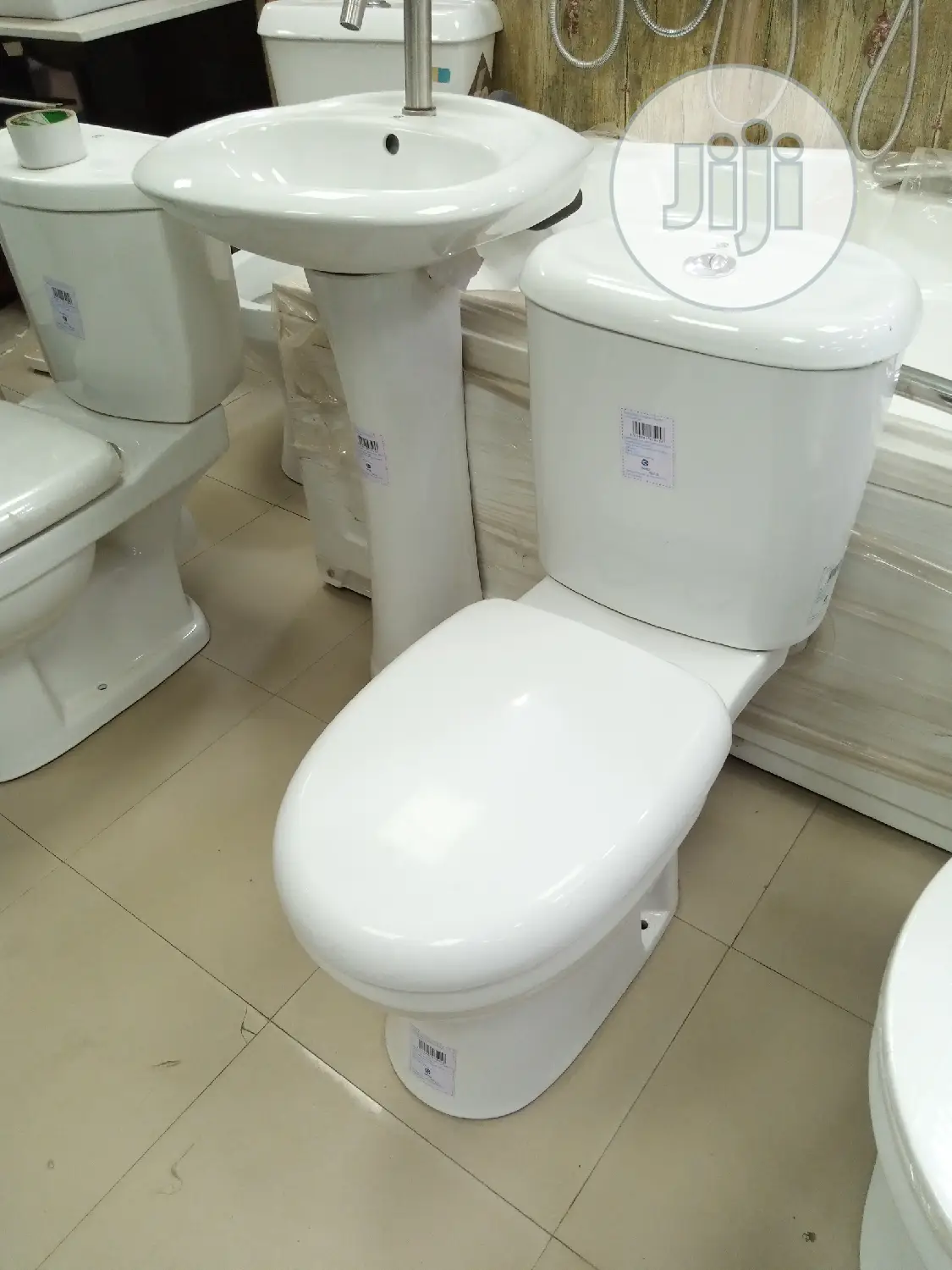 Quality WC Set, With Good Flushing System