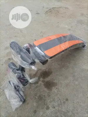 Brand New Curve Sit Up Bench.
