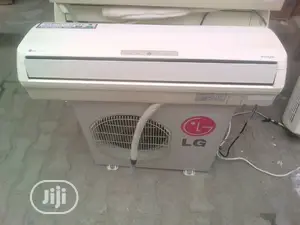 Very Neat Korean Used LG 1hp Split Unit LVS Cooper Engine