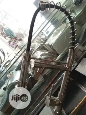 Antitrust England Spring Mixer Tap
