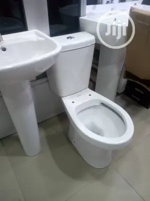 Wc Set With Good Flushing System Inside