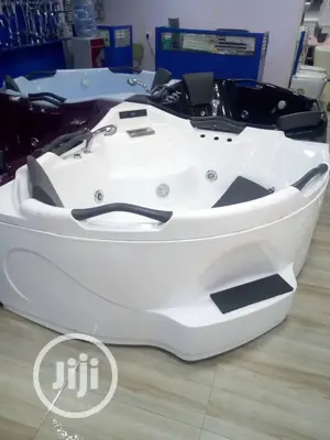 Double Corner Jacuzzi