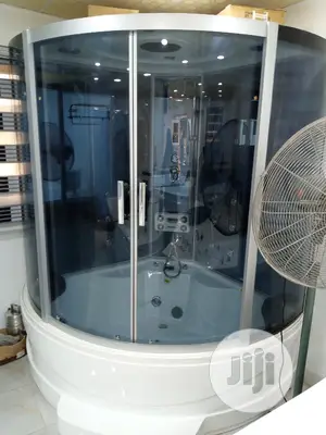 150*150 Shower Room
