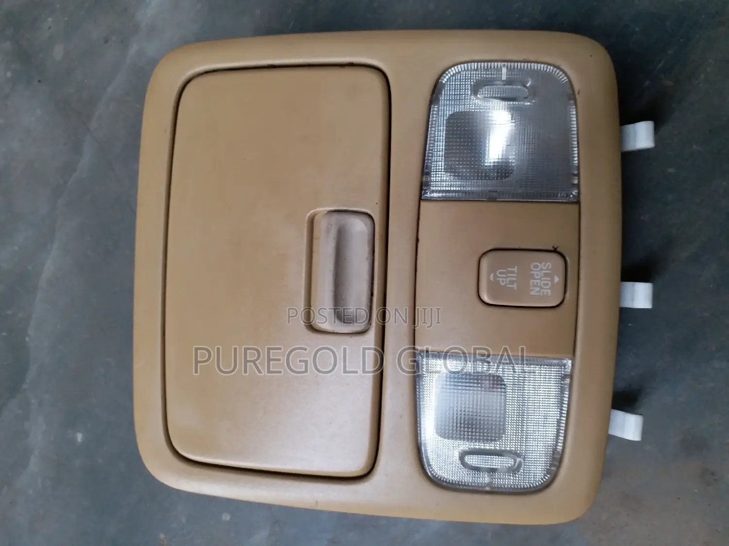 Camry 03 Inner Light