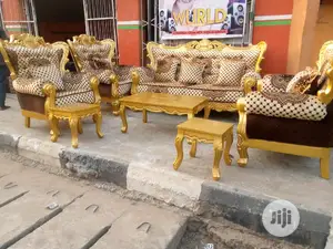 Set of Chair 7seater With Table and Stew
