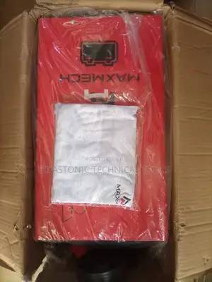 CD 650 Maxmech Battery Charger