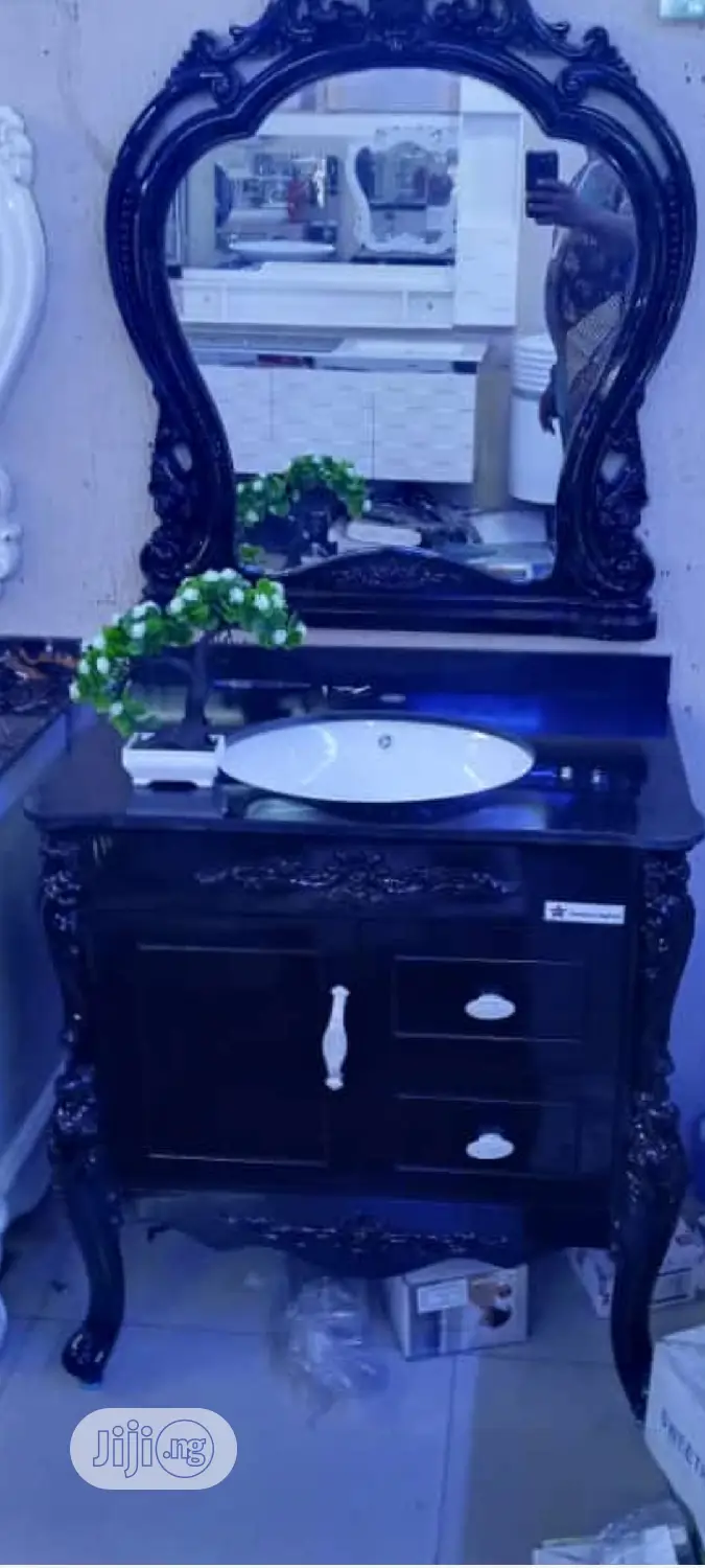 Cabinet Royal Design